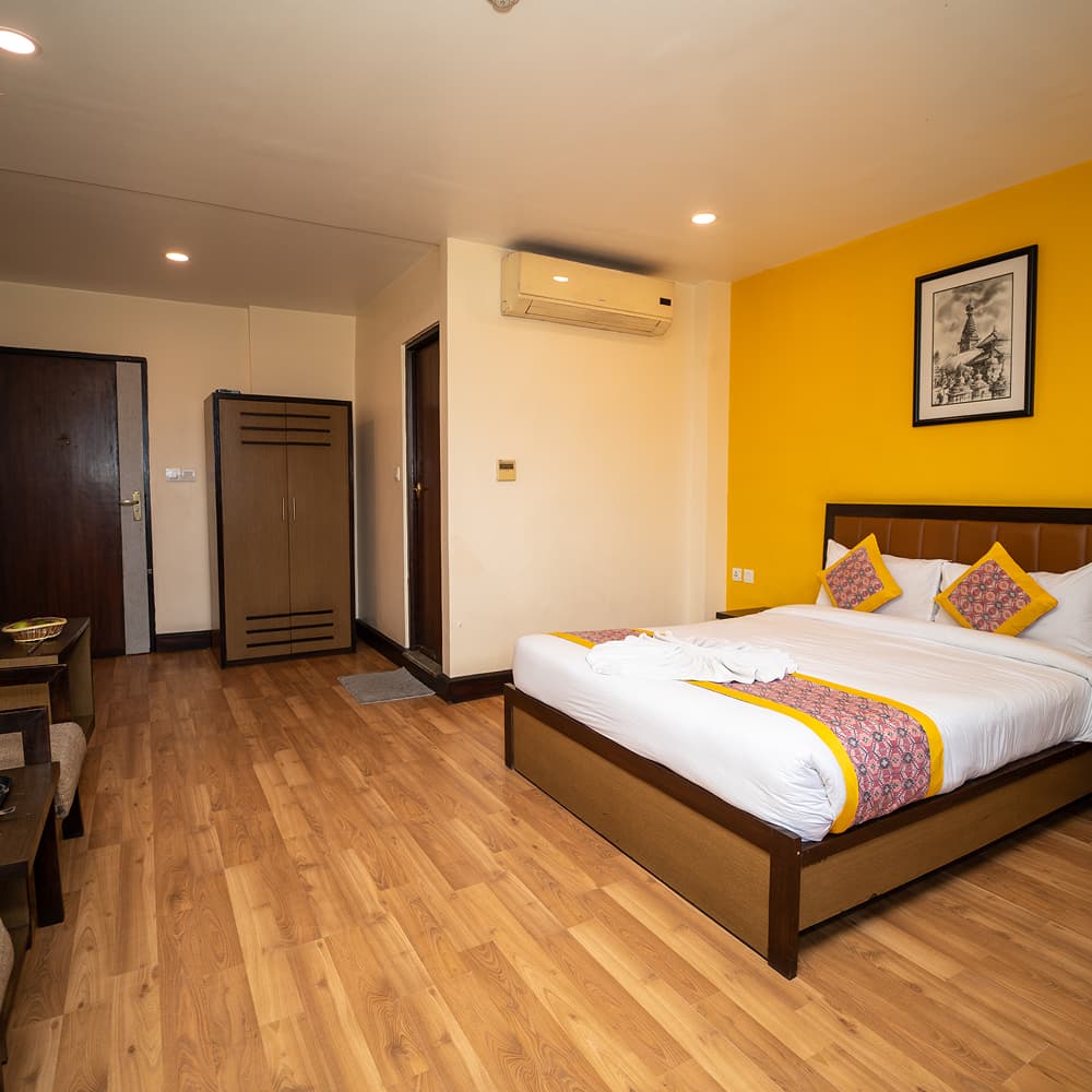 Deluxe King Room